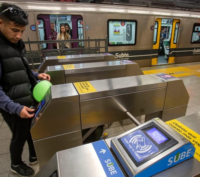 Paro de subtes este lunes por la muerte de un trabajador debido al asbesto